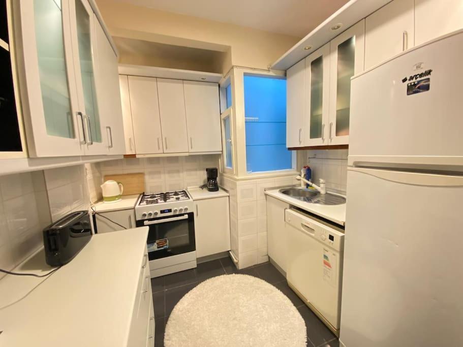 伊斯坦布尔Comfy - Spacious Flat On The Kadikoey Seaside公寓 外观 照片